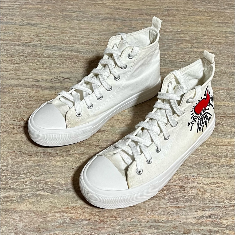 Keith Haring high top sneakers for Big Kids. Unisex